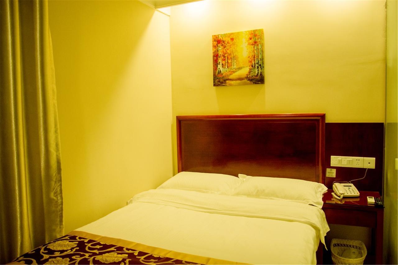 Greentree Inn Jiangsu Yancheng Yandu Bus Station Middle Daqing Road Express Hotel Bagian luar foto
